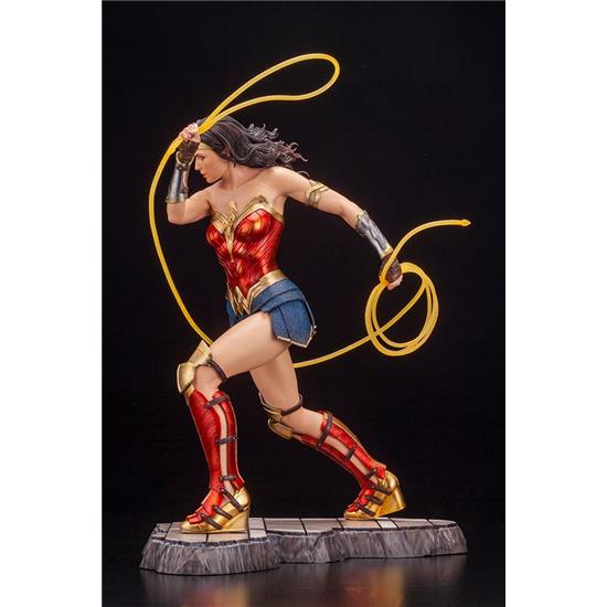 DC Comics: Wonder Woman 1984 Movie Statue 1/6 25 cm