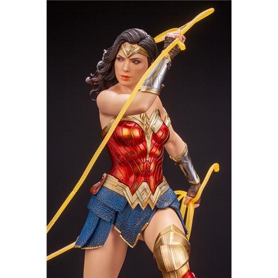 DC Comics: Wonder Woman 1984 Movie Statue 1/6 25 cm