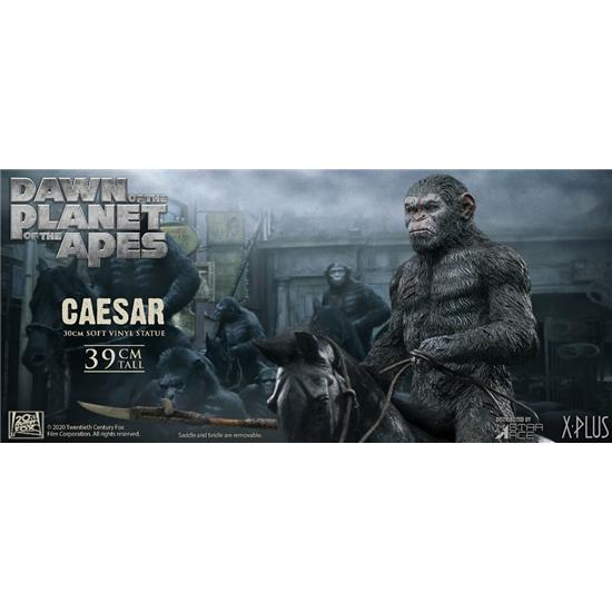 Planet of the Apes: Caesar with Spear Soft Vinyl Statue 39 cm