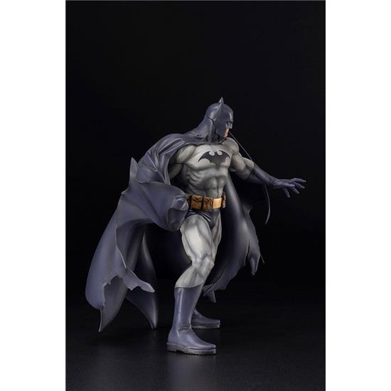 Batman: Batman (Batman: Hush) ARTFX PVC Statue 1/6 28 cm